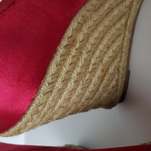 ❤💋Red Nine West💋❤ size 7 barely worn shoes - Picture 6 of 9